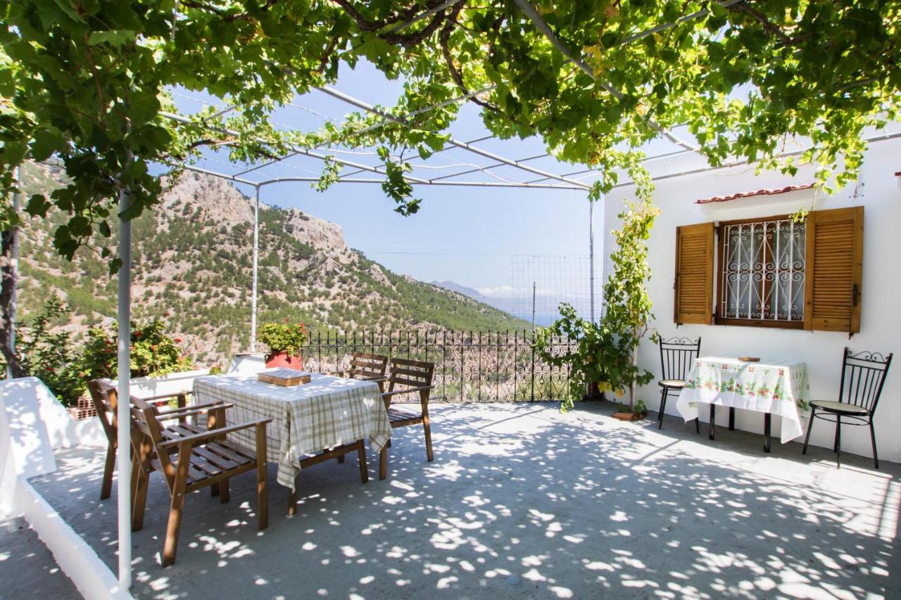 Myrtia Vacation Hébergement de vacances Kyra Panagia